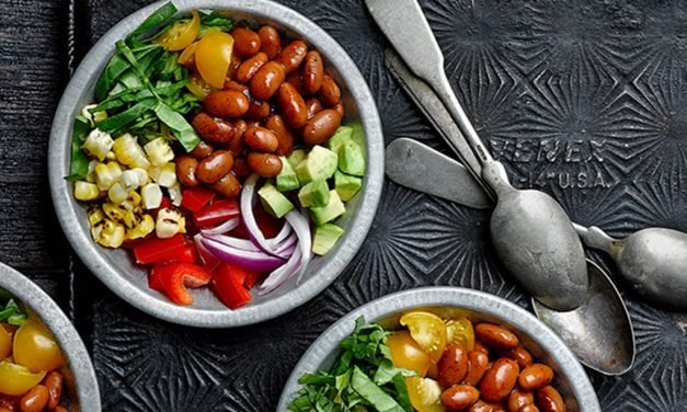 <span class="entry-title-primary">Bowl’ed Beauties</span> <span class="entry-subtitle">The bowls movement is showing no signs of slowing, fueled in large part by the trend in plant-based foods</span>