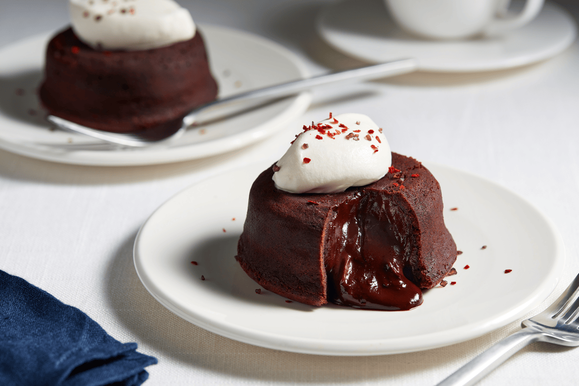 RED VELVET MOLTEN LAVA CAKE | How Tasty
